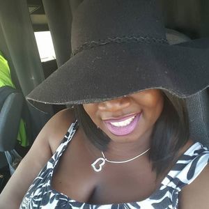 Meet your Posher, Laranda